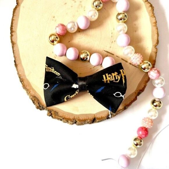 NWOT Harry Potter Fabric Hairbow in Black & Gold - Picture 2 of 3